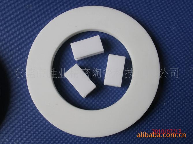 我公司烘炉加工设备能力介绍 100吨成型机与10台烘炉加工设备